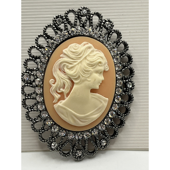 VTG SILVER TONE Pendant Brooch Oval Cameo PEACH Background Fashion Jewelry NEW - Picture 2 of 16